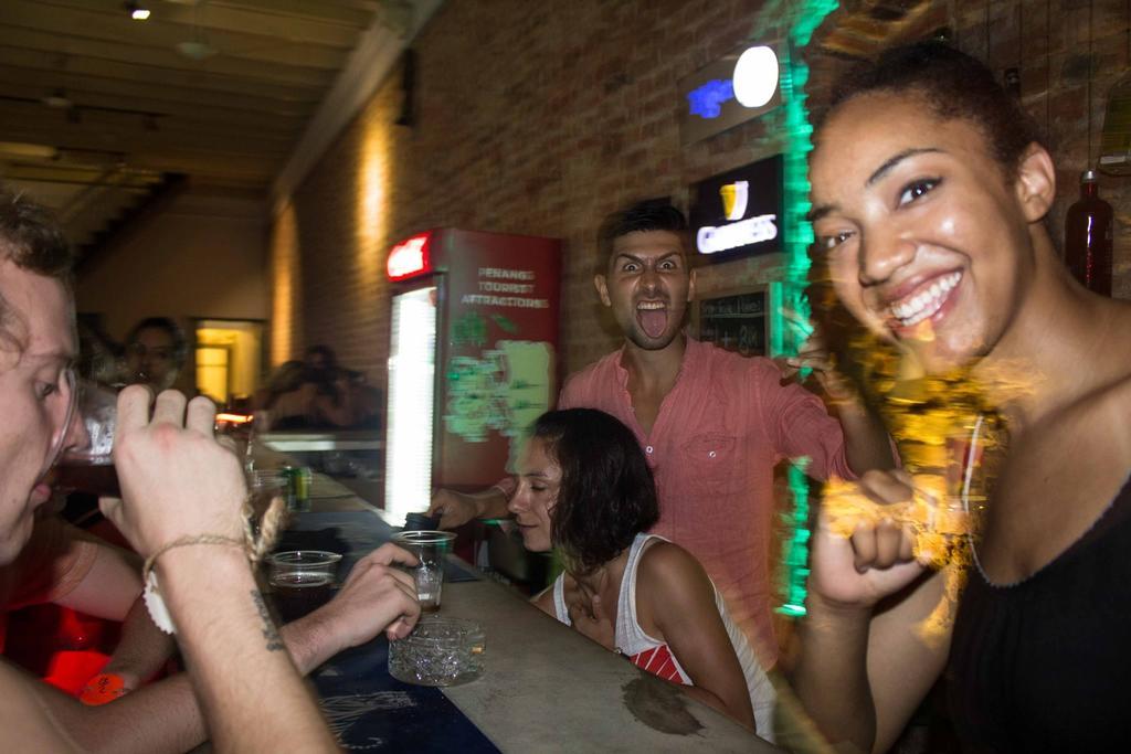 Tipsy Tiger Party Hostel جورج تاون المظهر الخارجي الصورة