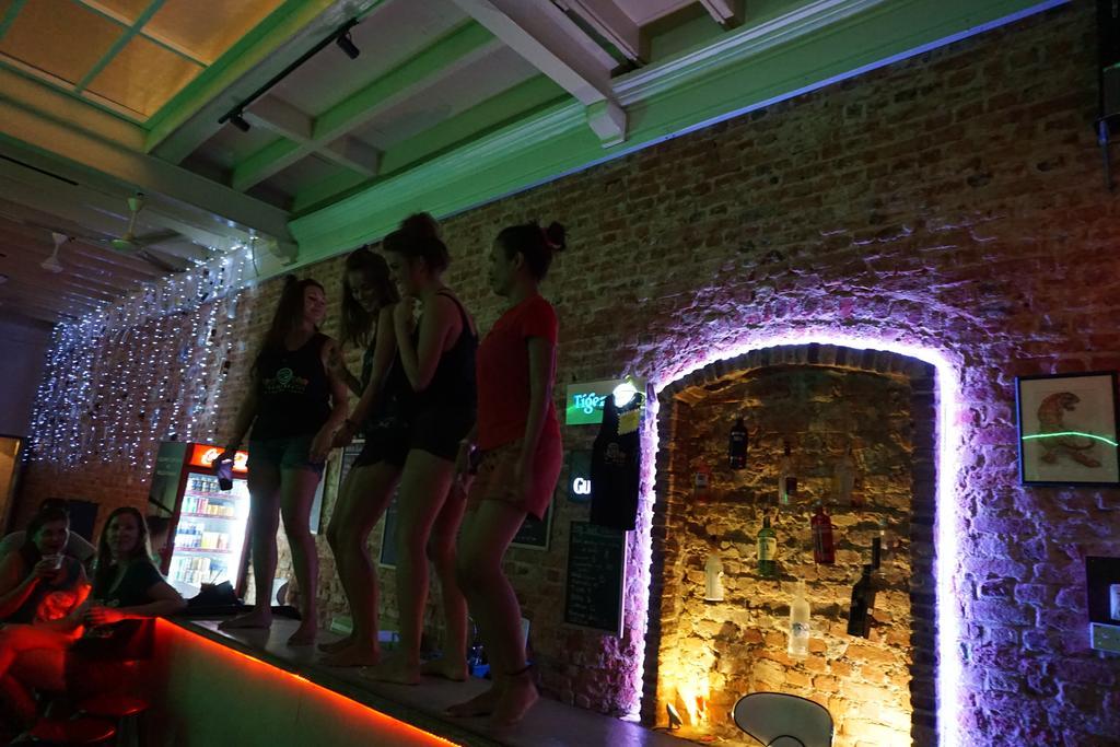 Tipsy Tiger Party Hostel جورج تاون المظهر الخارجي الصورة
