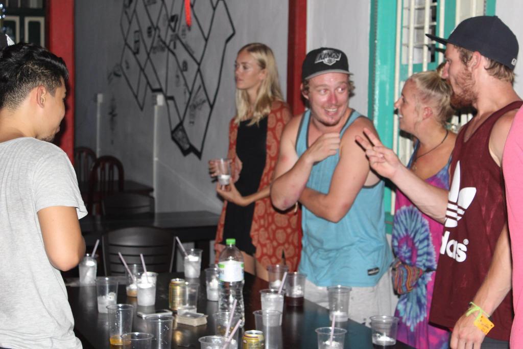 Tipsy Tiger Party Hostel جورج تاون المظهر الخارجي الصورة