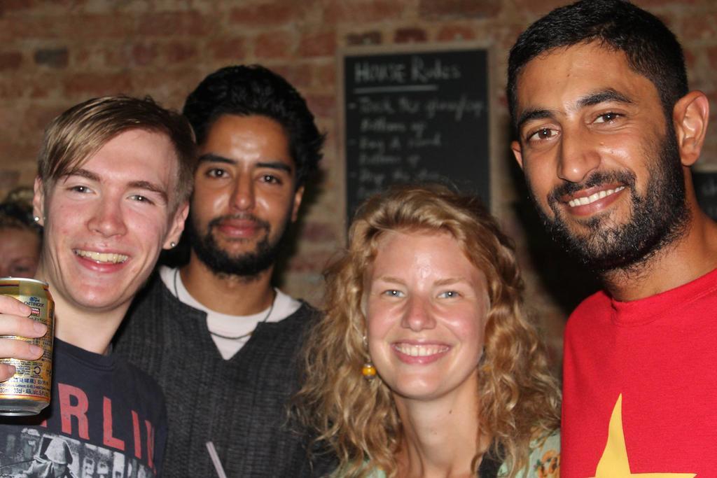 Tipsy Tiger Party Hostel جورج تاون المظهر الخارجي الصورة